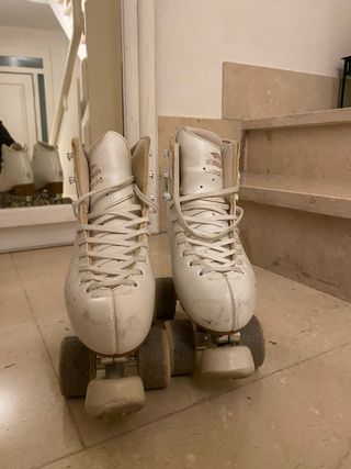 Patines de competición blancos