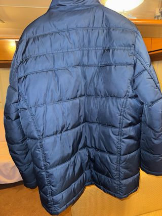 Abrigo de plumas azul