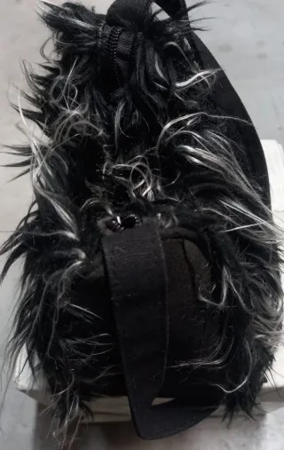 Borsetta in pelliccia sintetica