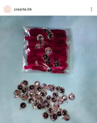 Pulsera terciopelo morado con dije