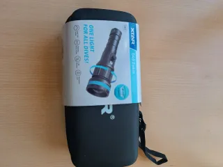 Linterna buceo XTAR D40 Zoom