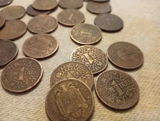 33 Monedas 1 Peseta 1944