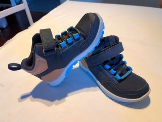 Botas de montaña niño Decathlon talla 28