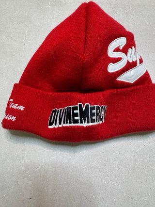Gorro Supreme Rojo