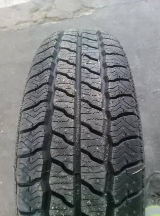 225/75/16C Maxxis