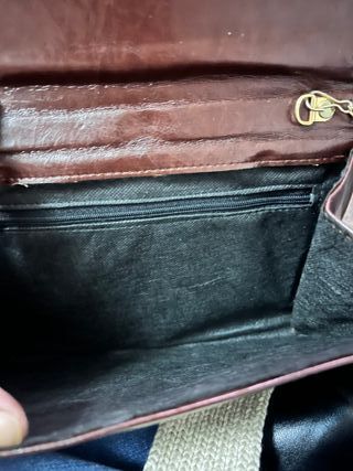 Bolso de mano vintage marrón con cadena