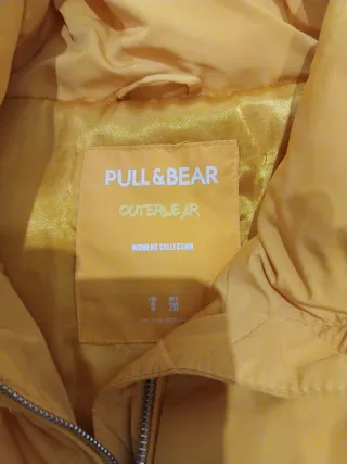 Plumas Pull&Bear amarillo talla S