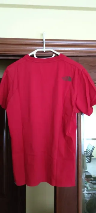 Camiseta The North Face Roja Talla S