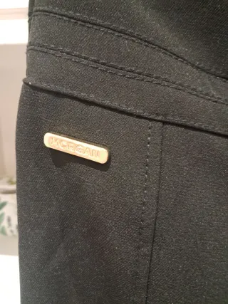 Falda lápiz Morgan negra con cinturón