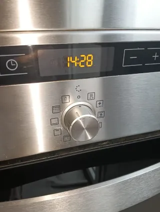 Horno con cristal interior roto