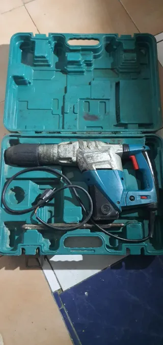 Martillo Eléctrico con Maletín