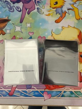 Pokemon Sleeves Bianco e Nero