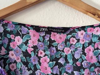 Vestido Zara flores M