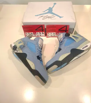 Air Jordan 4 Retro University Blue Talla 44.5 DS