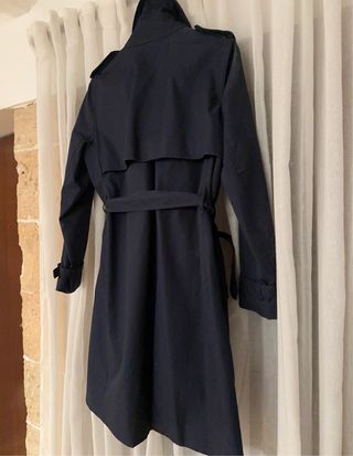 Gabardina azul Mango