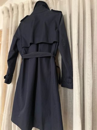 Gabardina azul Mango