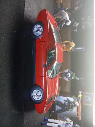 Lamborghini Miura 1/18 Polistil Rojo