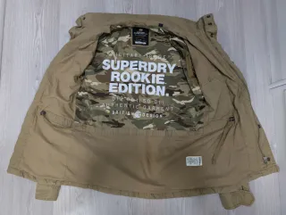 Chaqueta militar Superdry beige