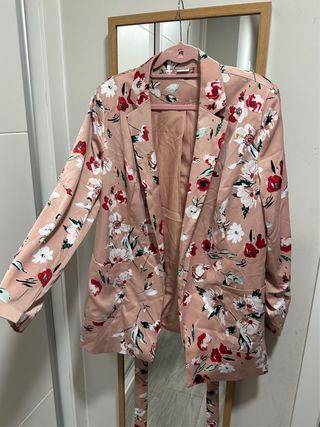 Blazer floral rosa Talla 46