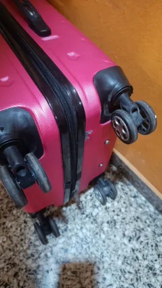 Maleta pequeña rosa