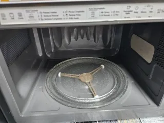 Microondas LG plateado