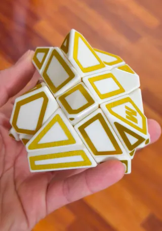 Parejita RUBIK GHOST