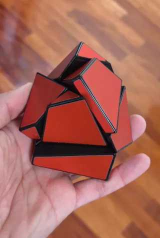 Parejita RUBIK GHOST