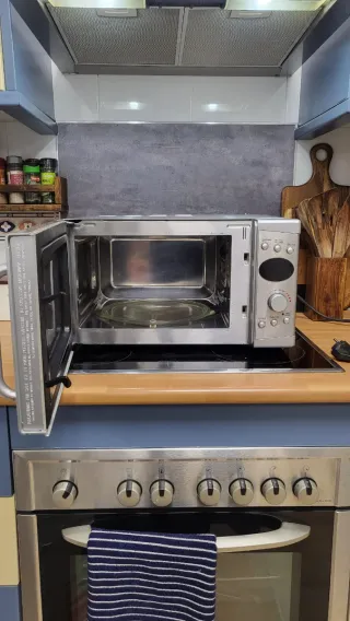 Microondas Ansonic Plata