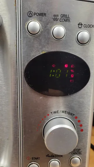 Microondas Ansonic Plata