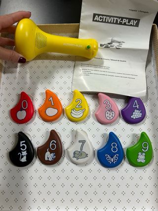 Juego Activity Play con números y figuras