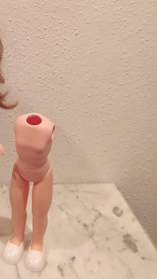 Cuerpo de muñeca Lesly.