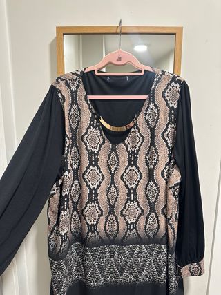 Vestido estampado serpiente talla 50