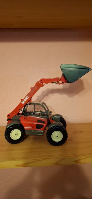 Pala Cargadora Manitou Telescópica Marca Joal