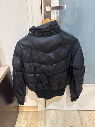 Chaqueta Lee Negra Acolchada