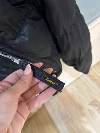 Chaqueta Lee Negra Acolchada