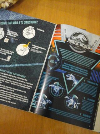 Álbum Cromos Jurassic World + Cromos