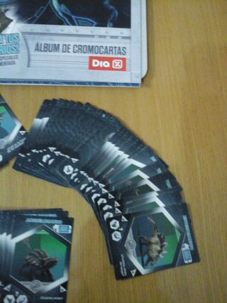Álbum Cromos Jurassic World + Cromos