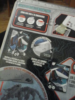 Álbum Cromos Jurassic World + Cromos