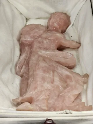 Statuina Dama Imperia in Quarzo Rosa