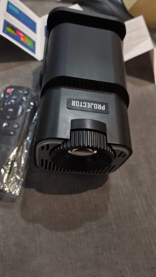 Mini Proyector 4K WiFi 6 BT 5.4