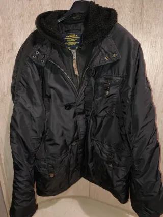 Chaqueta Invierno Alpha Industries Negra
