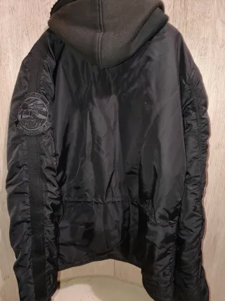 Chaqueta Invierno Alpha Industries Negra