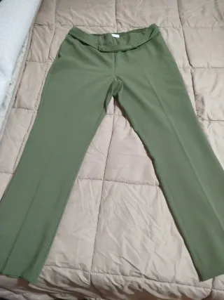 Pantalón Mango Verde Oliva Talla M