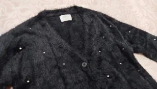 Jersey pelo negro con pedrería