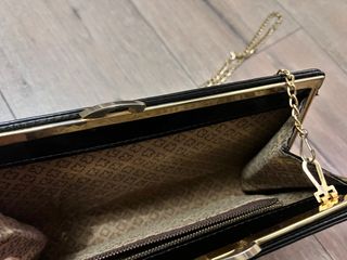 Bolso de mano CD vintage negro y dorado