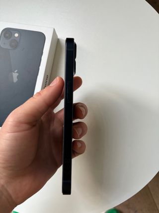 iPhone 13 128GB Medianoche 81% Batería