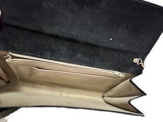 Bolso de hombro vintage negro y dorado