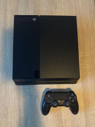 PS4 (PlayStation 4) Nera