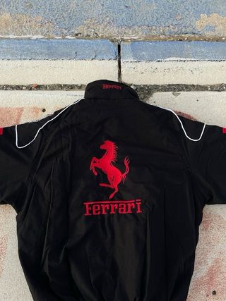 Chaqueta Ferrari F1 Puma Retro Negra Roja