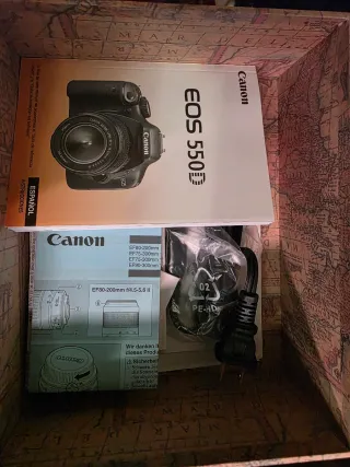 Canon 550D + Canon 50mm 1.8f + Canon 75-300 mm